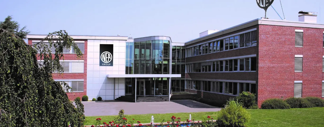 NEUMAN & ESSER // Zielbild & Roadmap B2B-Kundenportal
