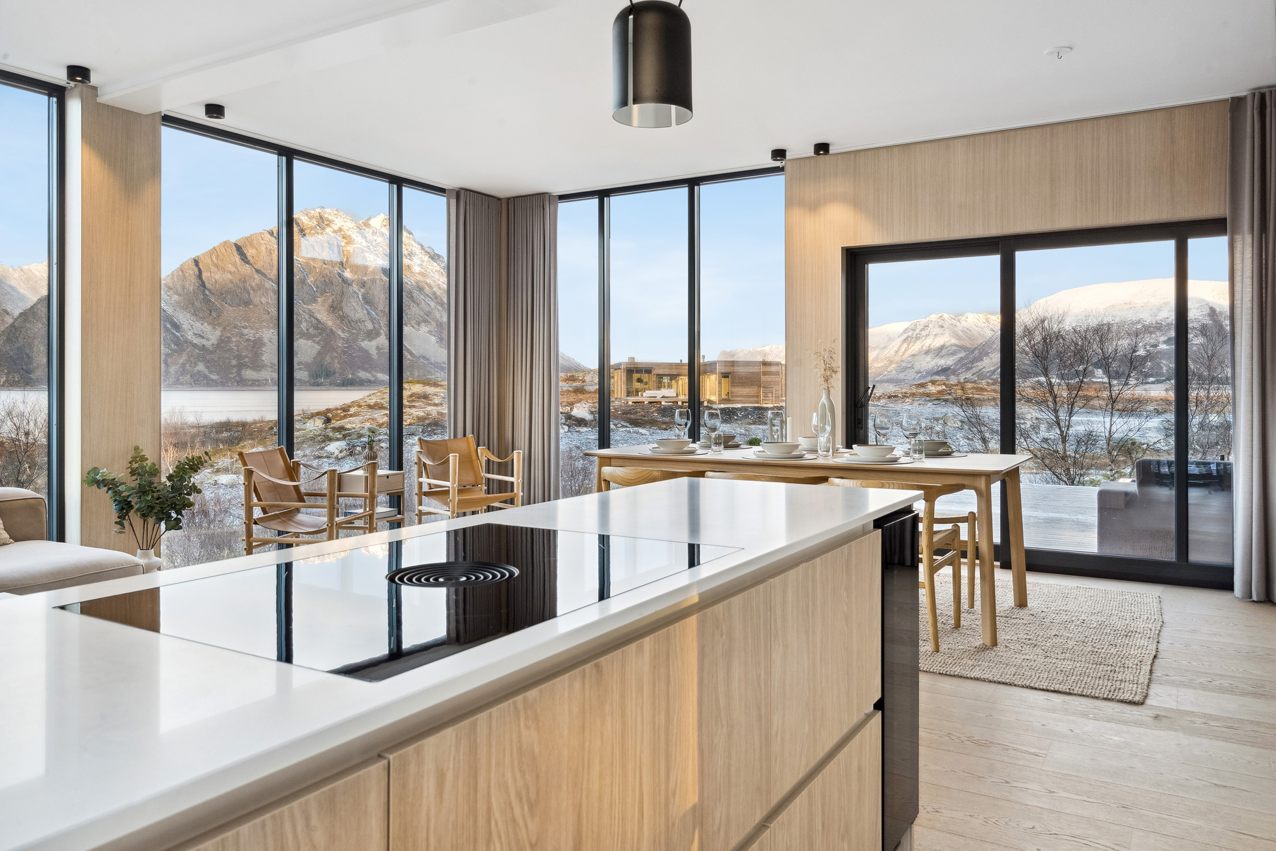 LL29-Livingroom-winter2-lowRes