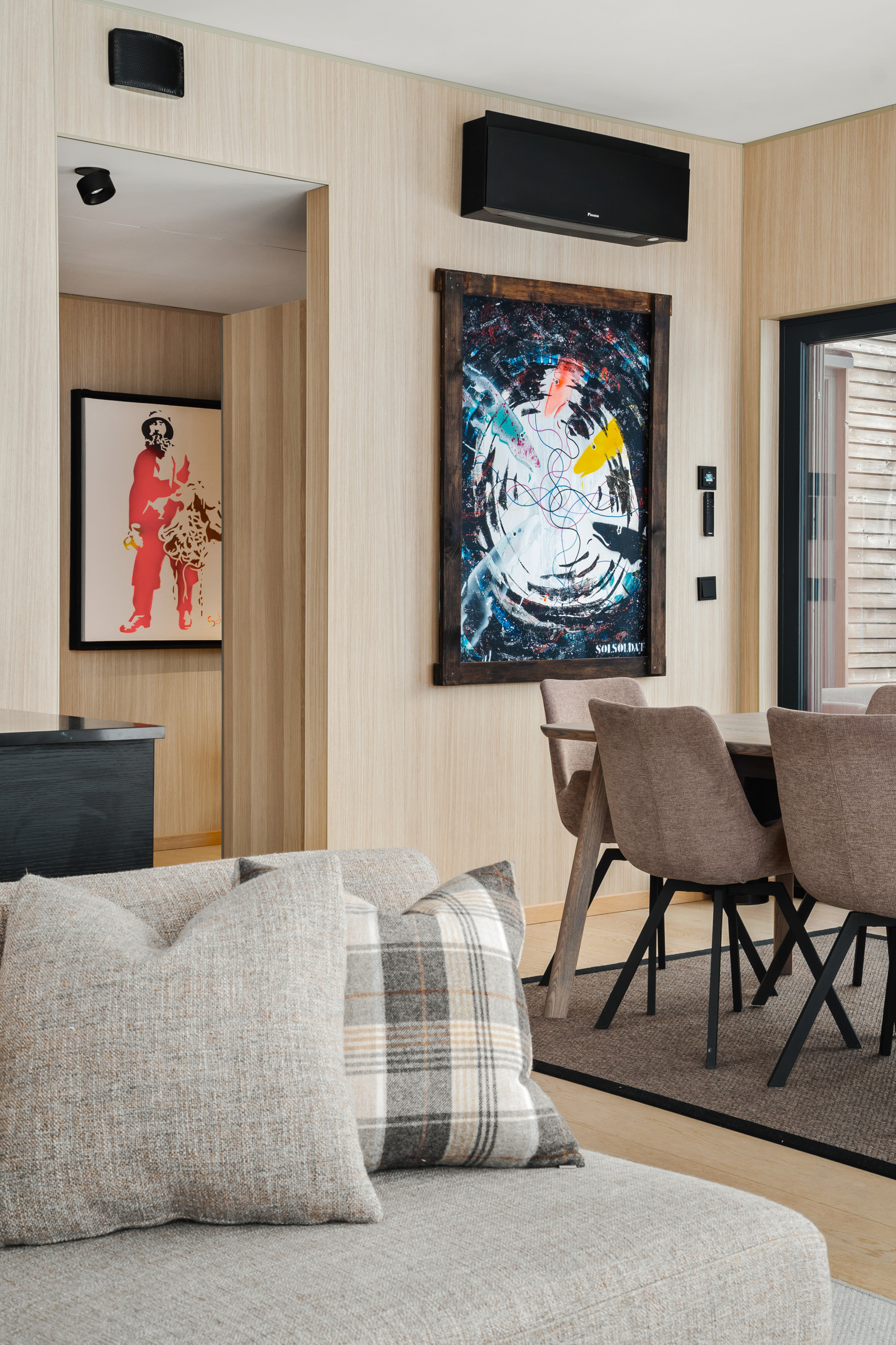 Lodge43_01