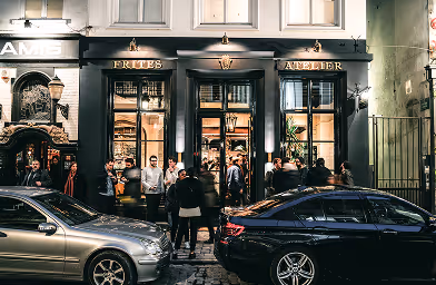 Brussel front store