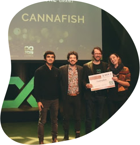 Circulus Agtech team winning the grant from AU/Lab at the Coopérathon 2019 