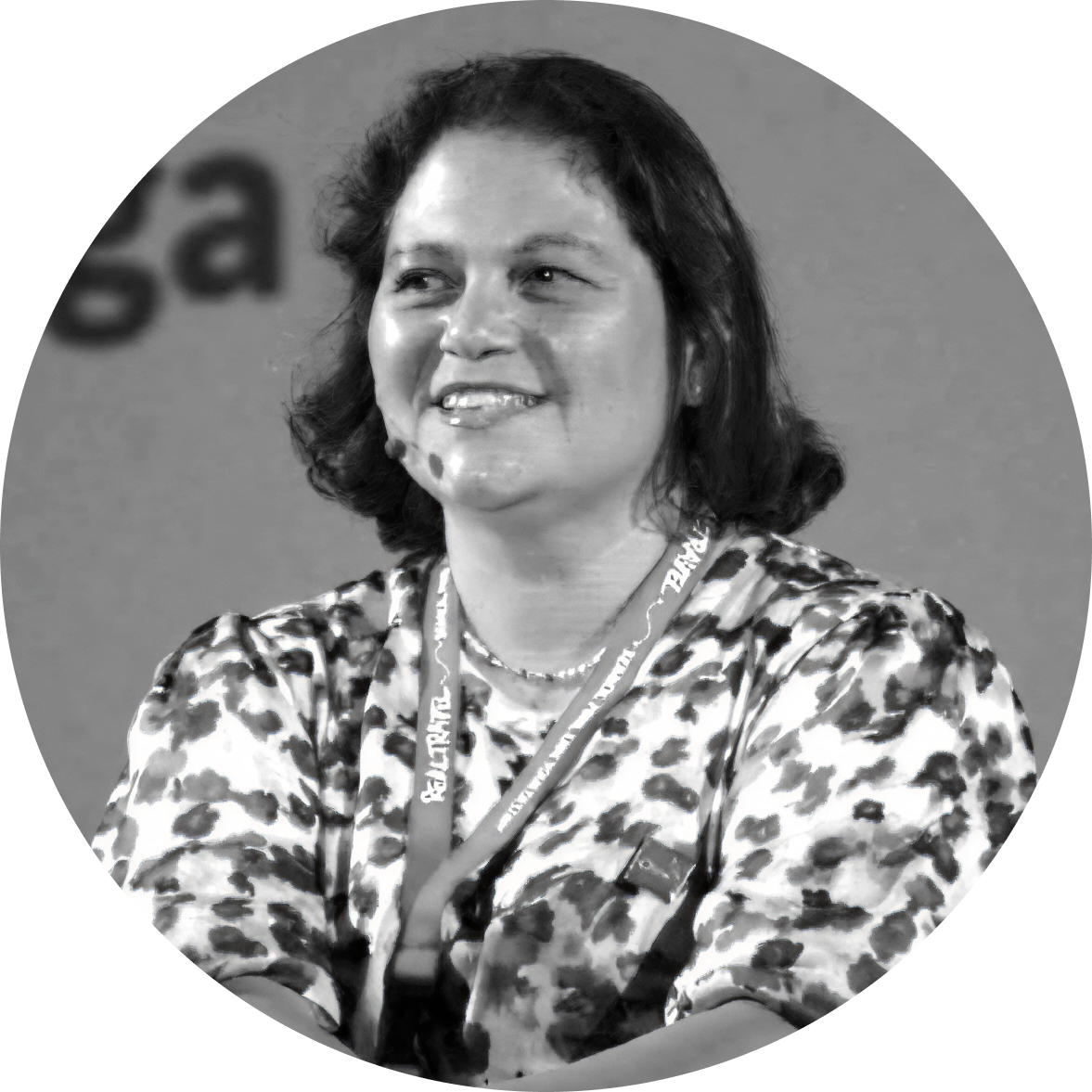 <subject>[headshot] image of customer (for a productivity tools business)</subject>