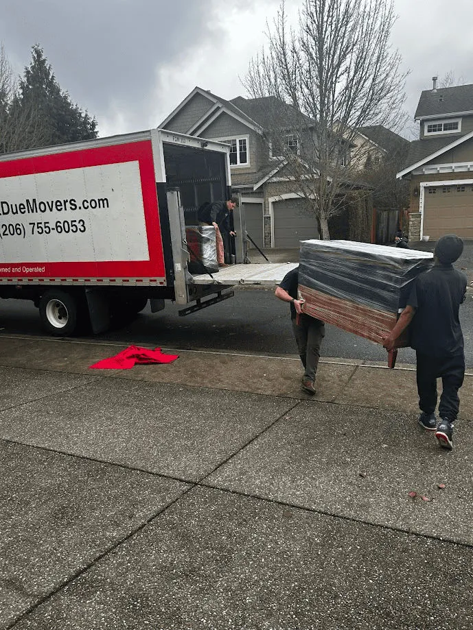 Commercial Movers in Seattle, WA
