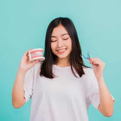 Retainer