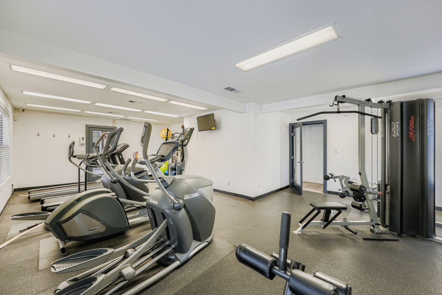 Fitness center 3