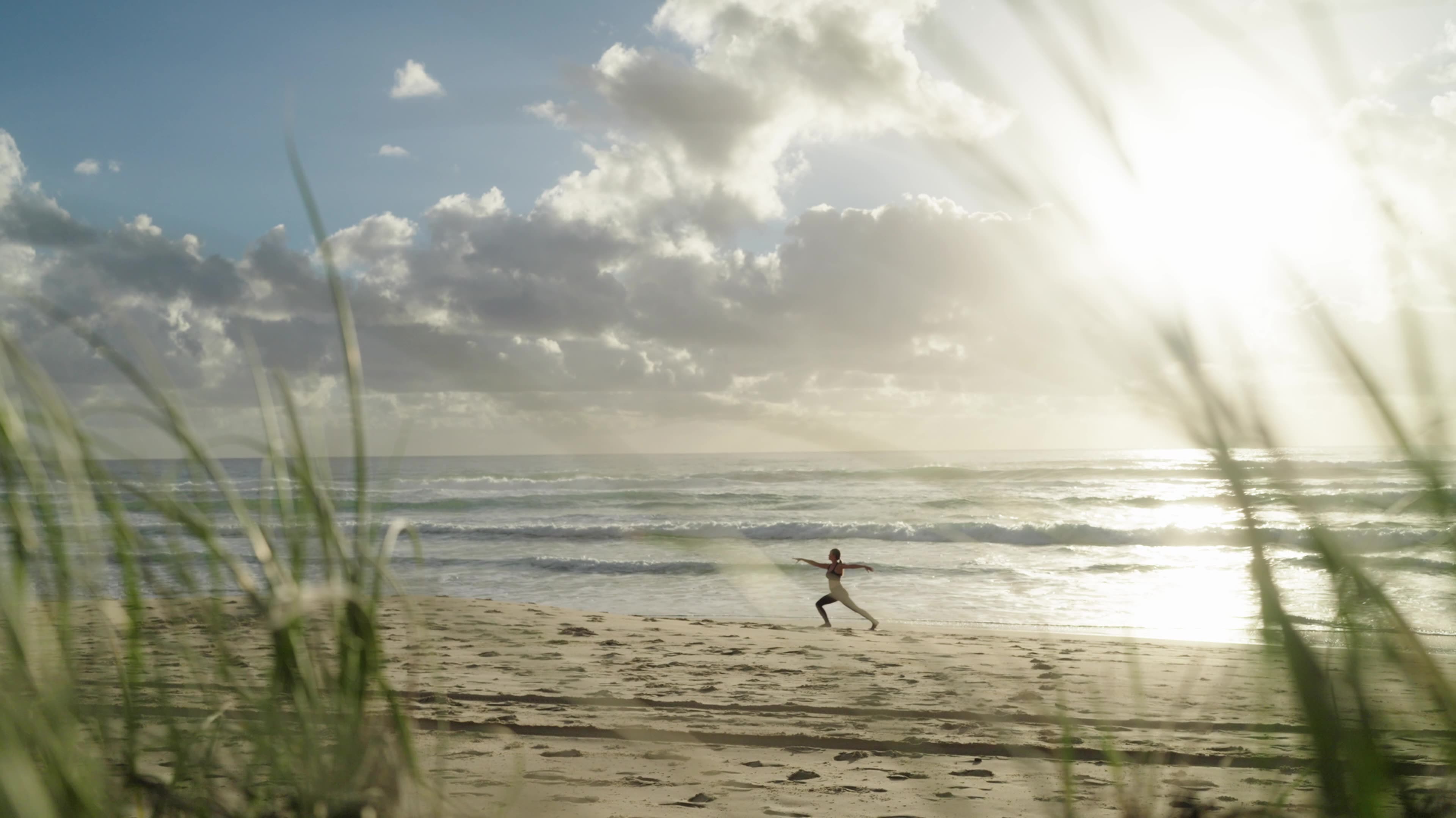 Cinematic brand film for DVB Projects and LA LOUNGE lighting — Oliver Studio