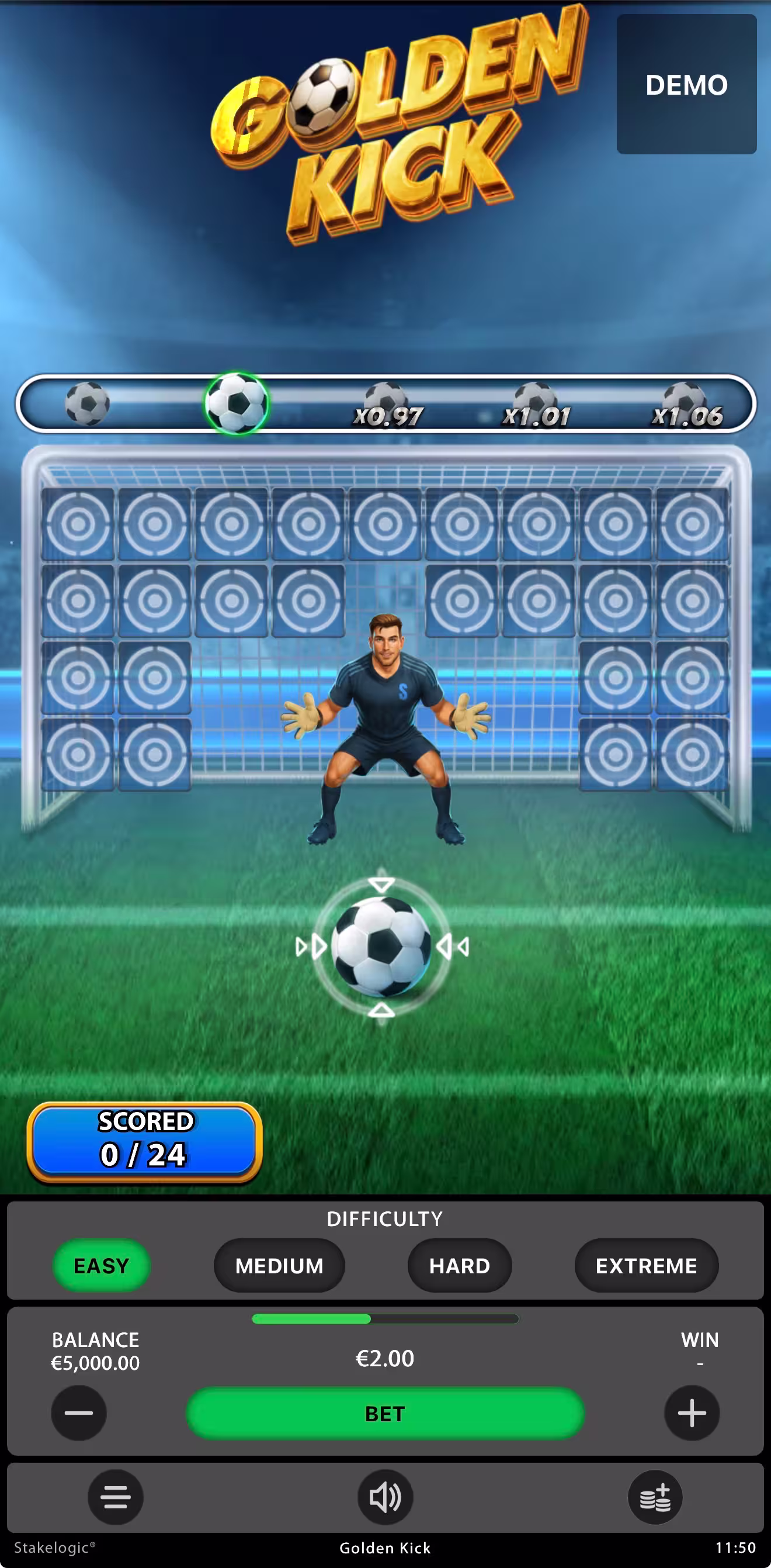 Golden Kick mobile gameplay screenshot mid round