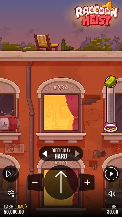 A gameplay screenshot of Raccoon heist showing the max win multiplier on hard difficulty mode