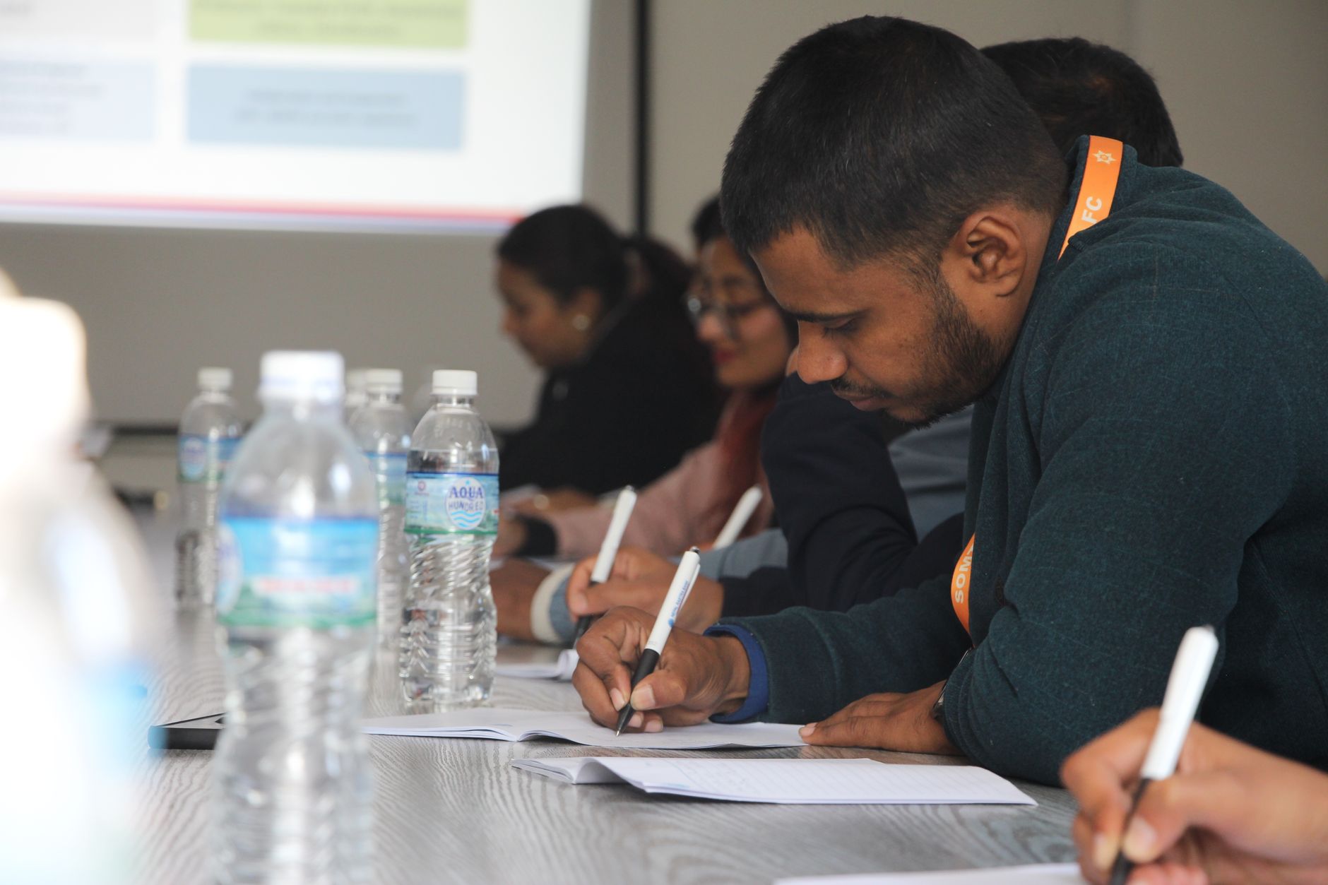 Australia India diplomatic meeting university students