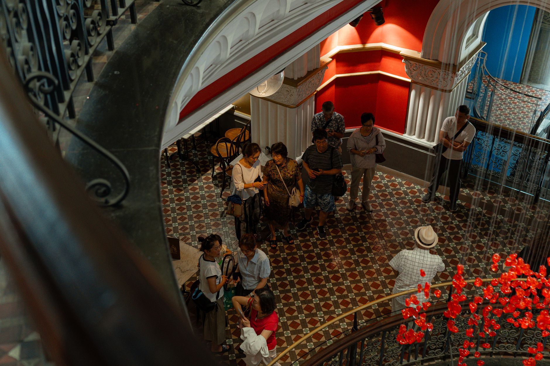 Chinese group tourists Australia travel agency