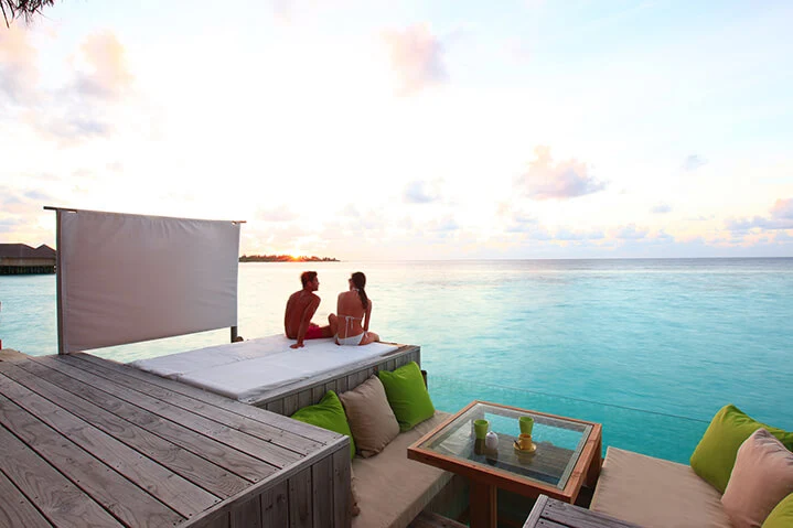 SUNSET LAAMU WATER VILLA SSLM