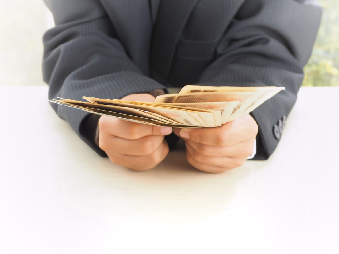 article card image