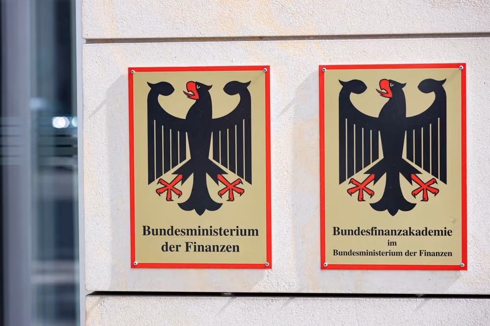 article card image