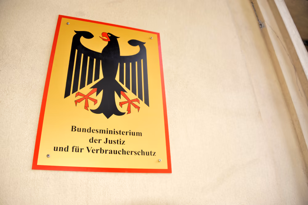 article card image