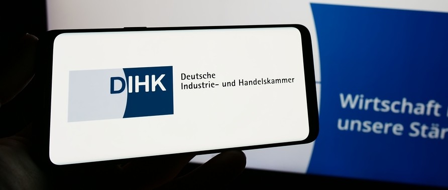 article card image