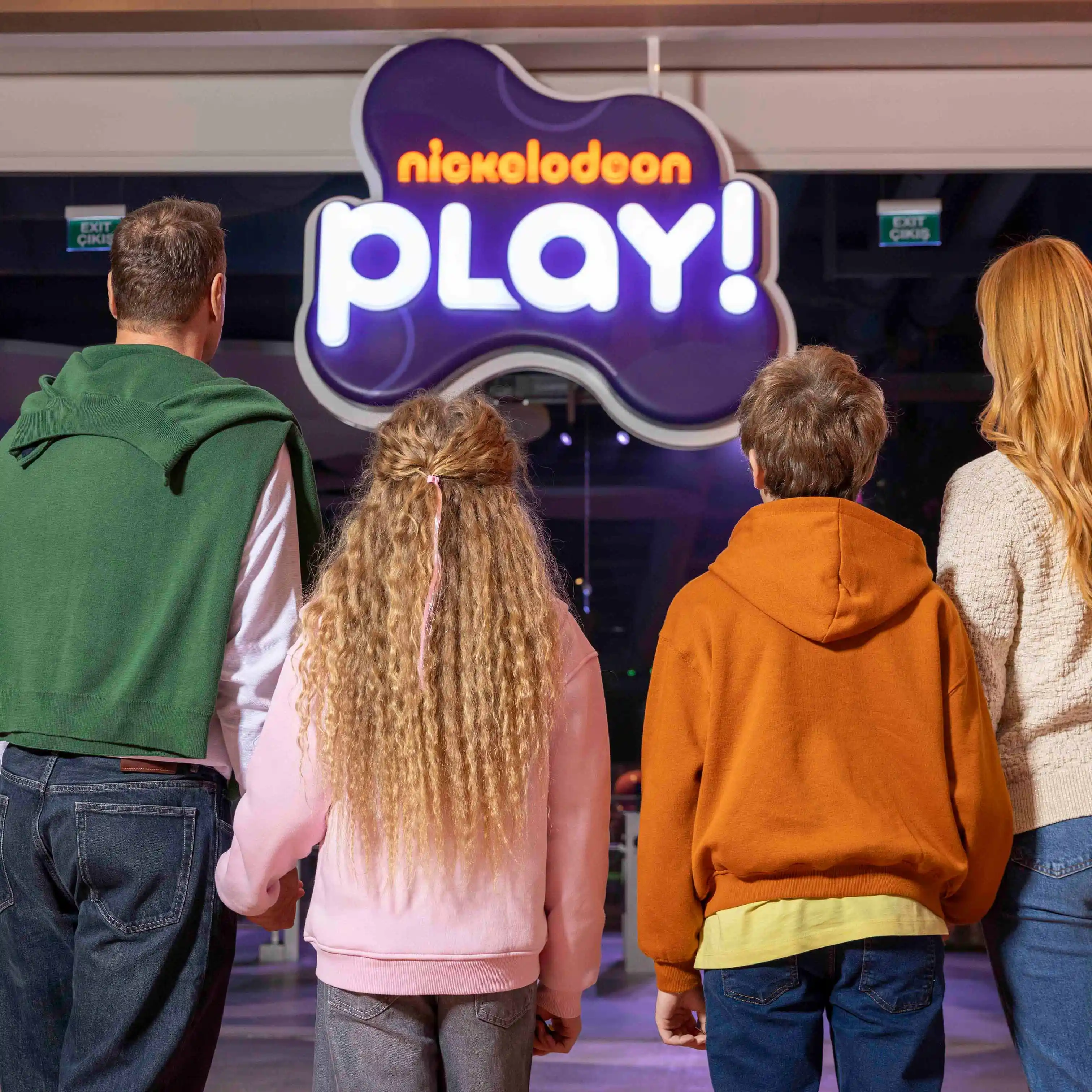 Theme Park Opening / Welcoming & Greetings