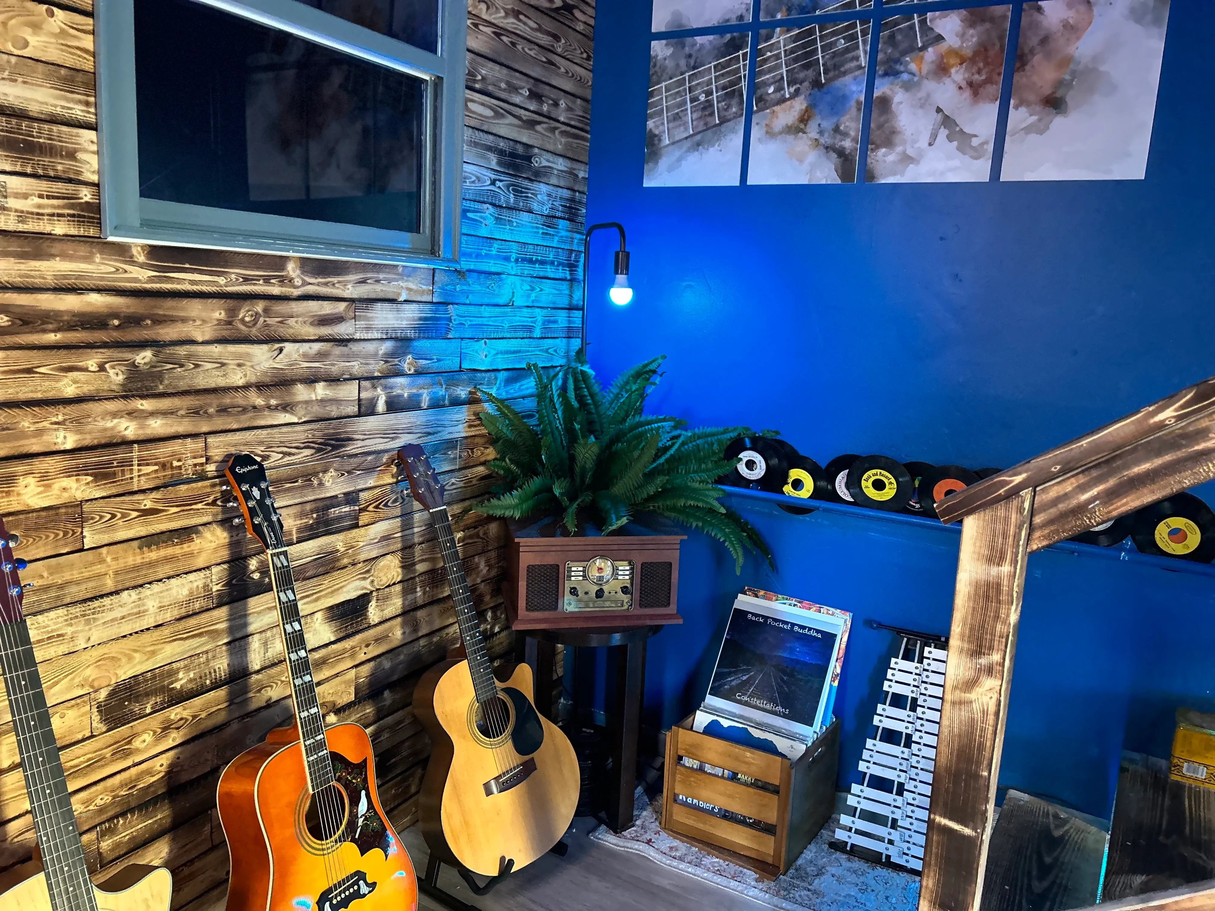 Guitars | Nash Studios