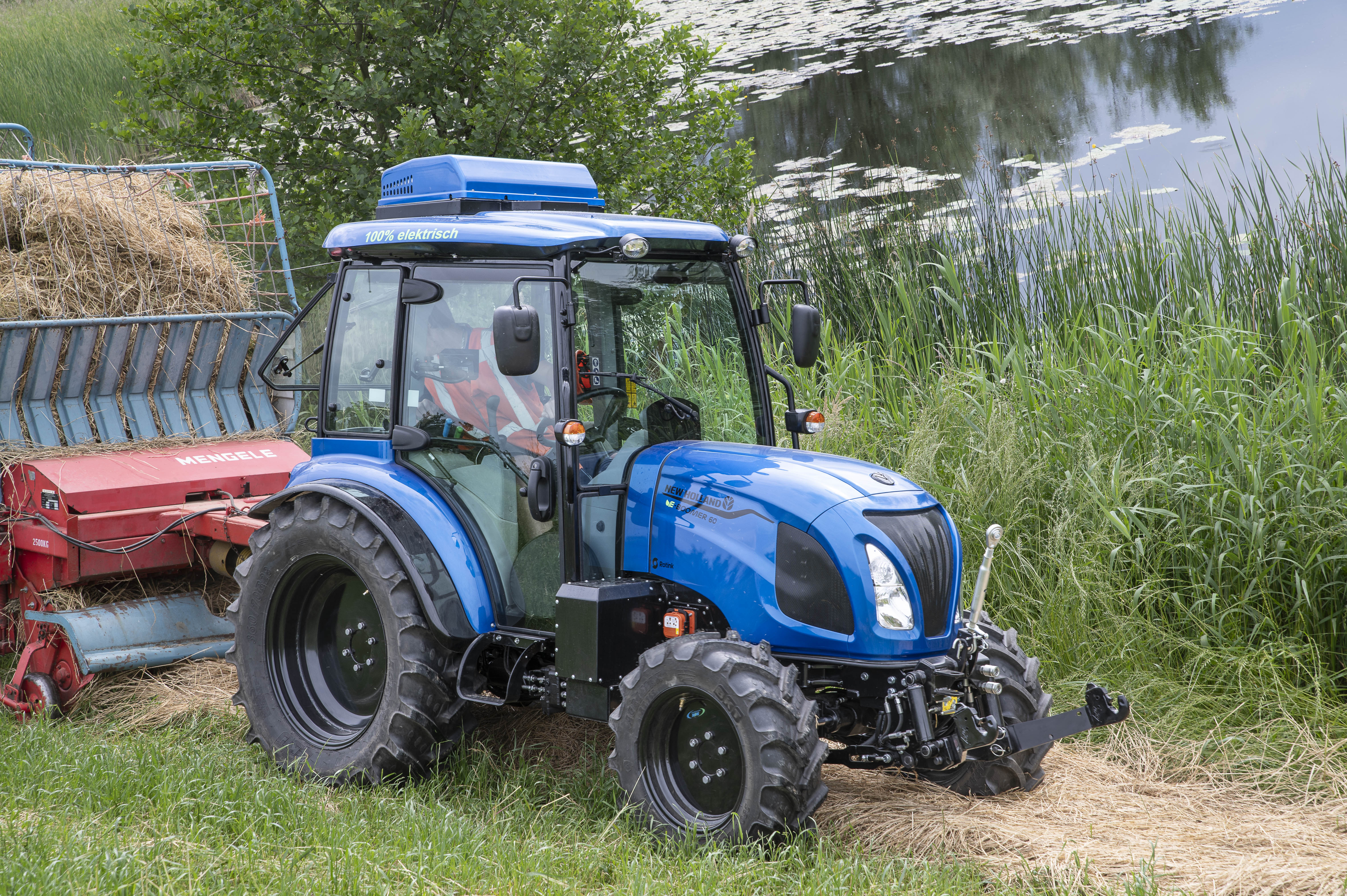 Emissievrije zones, aanbestedingseisen en lokale regelgeving maken de keuze voor elektrisch steeds vaker verplicht. Rotink Engineering bouwt New Holland Boomers volledig om naar elektrisch, zonder concessies aan werkcapaciteit.