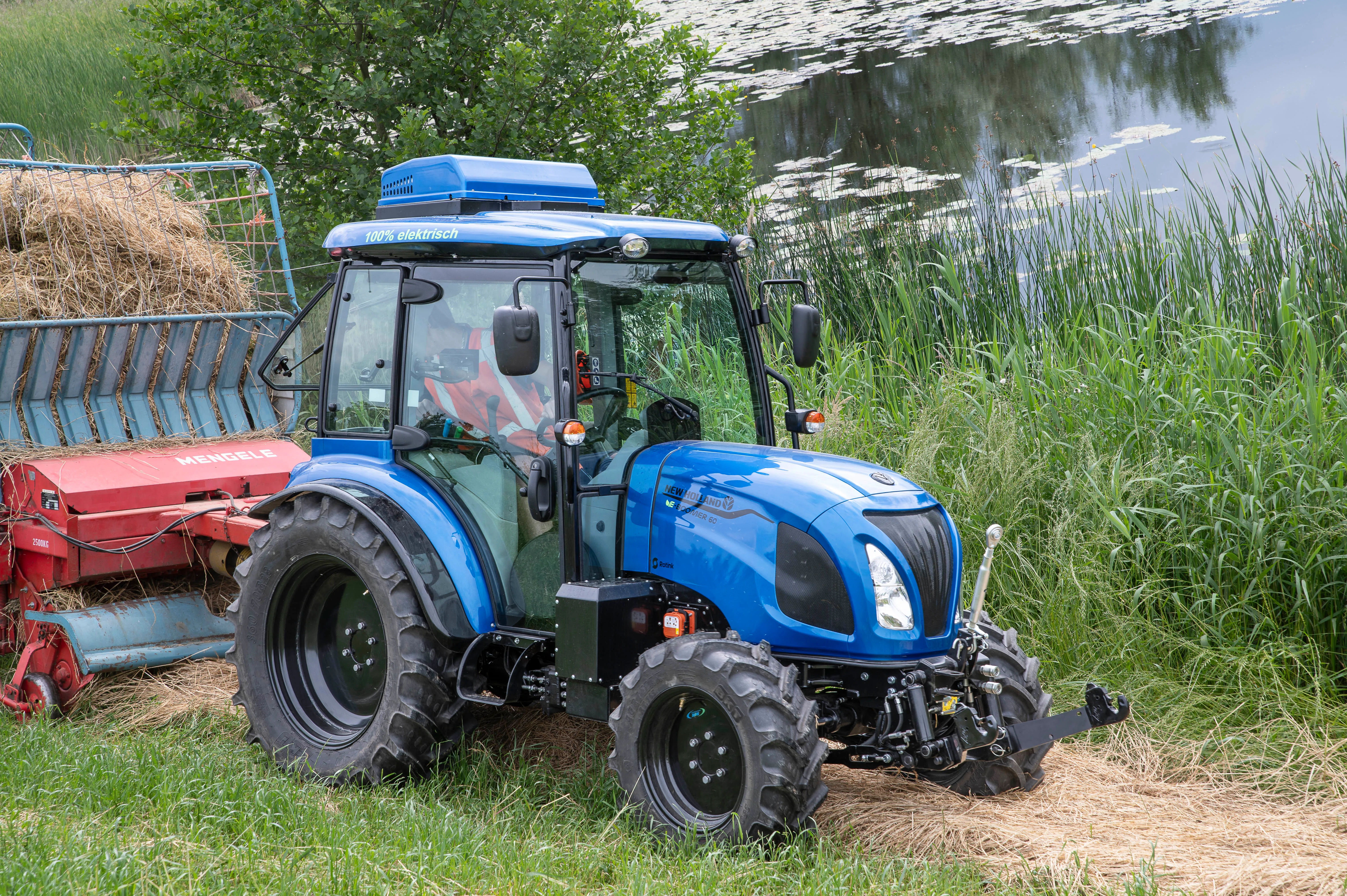 Emissievrije zones, aanbestedingseisen en lokale regelgeving maken de keuze voor elektrisch steeds vaker verplicht. Rotink Engineering bouwt New Holland Boomers volledig om naar elektrisch, zonder concessies aan werkcapaciteit.