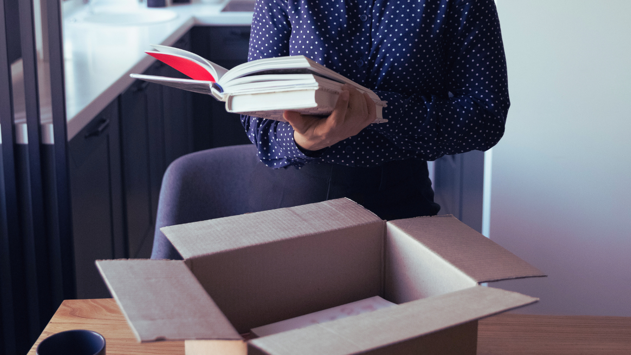 Book distribution image