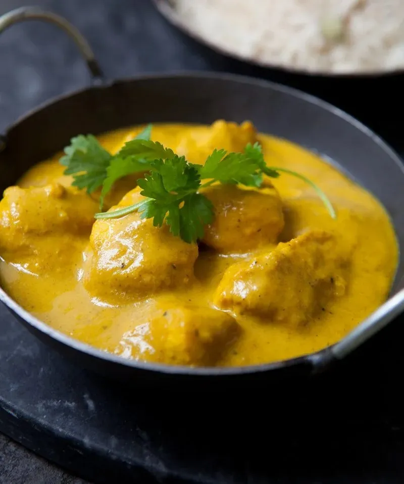 Yellow chicken Curri