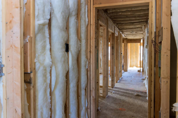 Installing Blown-In Insulation in New Construction Projects