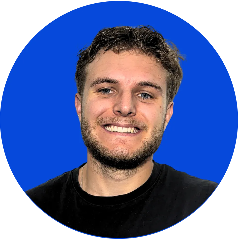 Photo de Théo Eberhardt, fondateur de Zing Agency