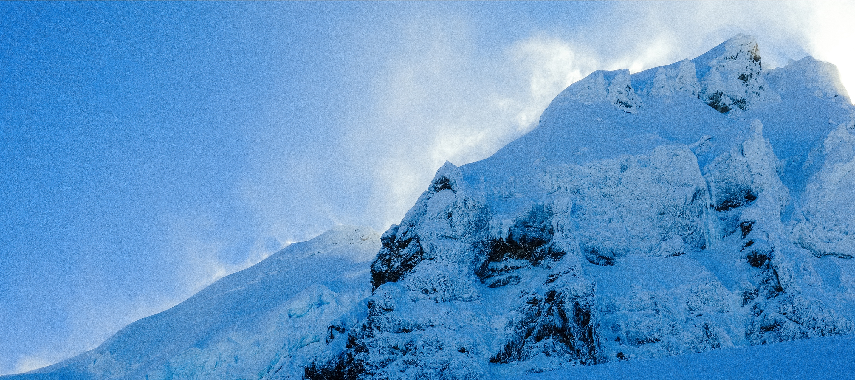 Thunder and Lighting Ski Tour Experience