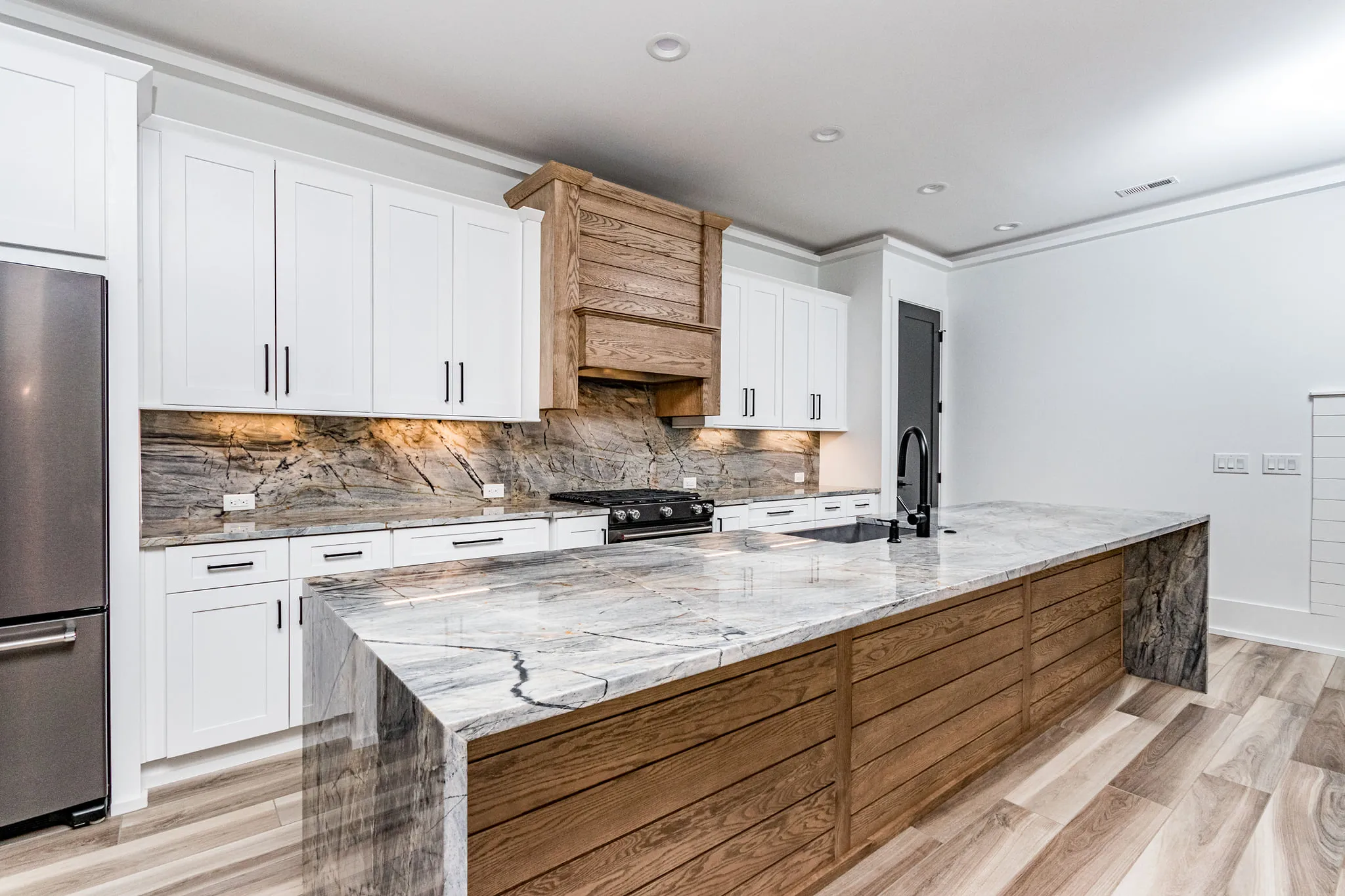 Quartzite Countertops in Raleigh, NC | Mogastone Live Inventory