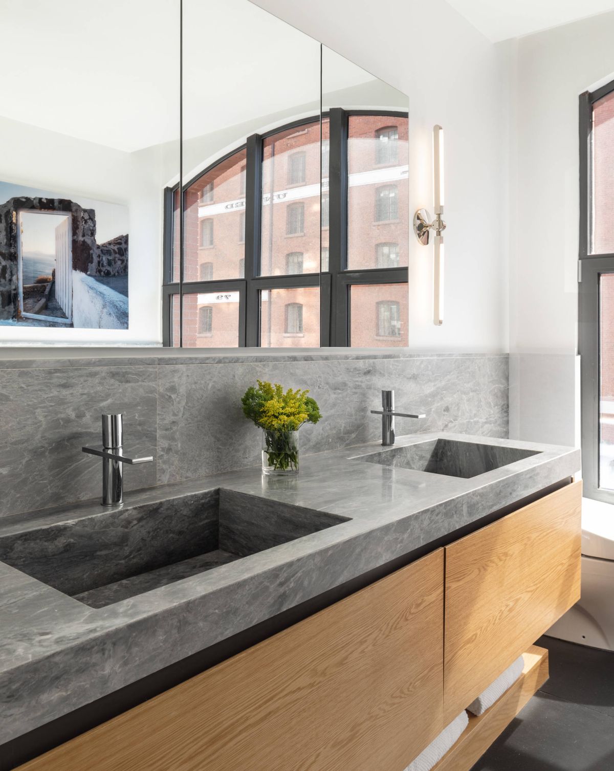 Integral Sink Ideas and the Best Materials for This Style
