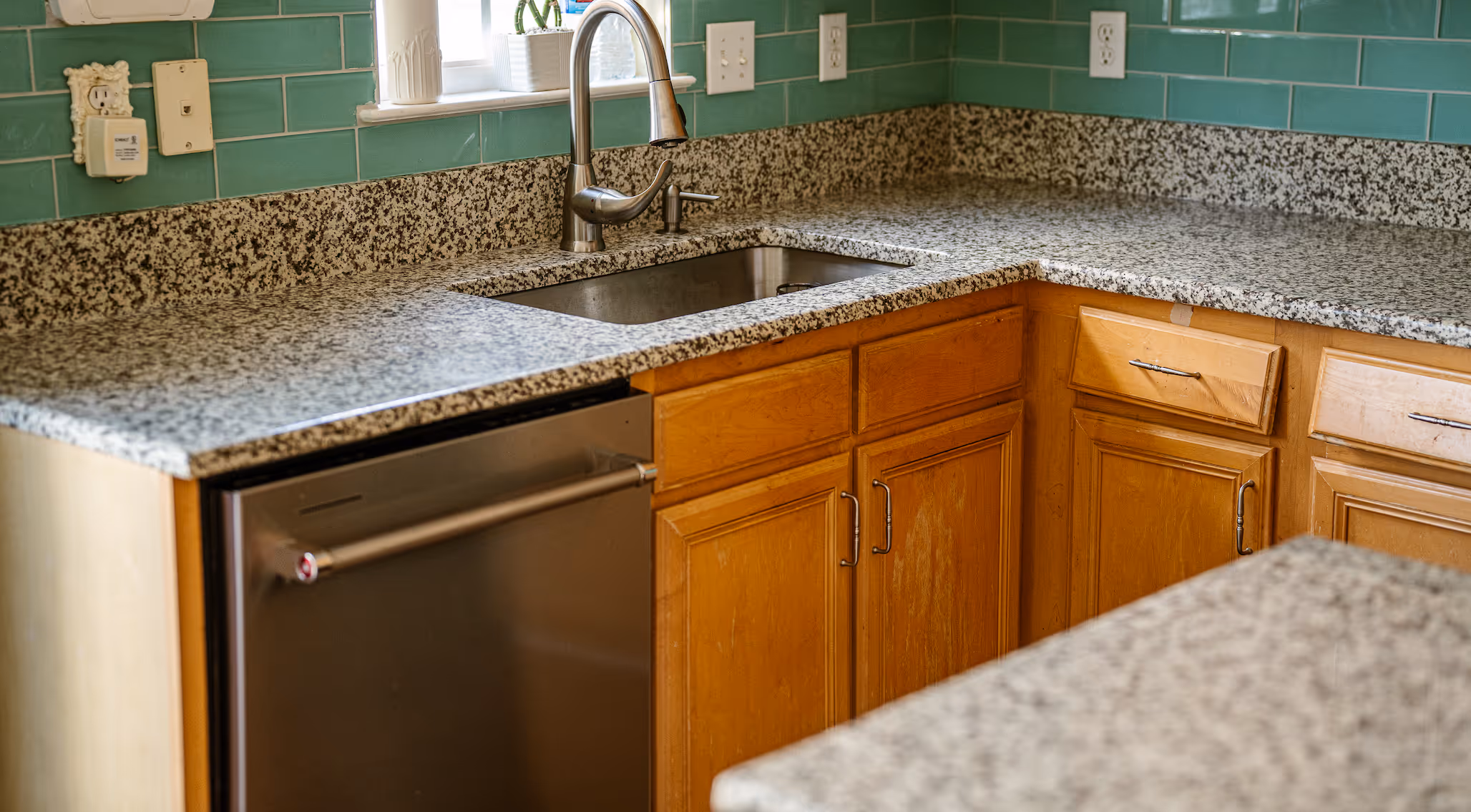 Charlottesville: Valle Nevado Granite Countertops