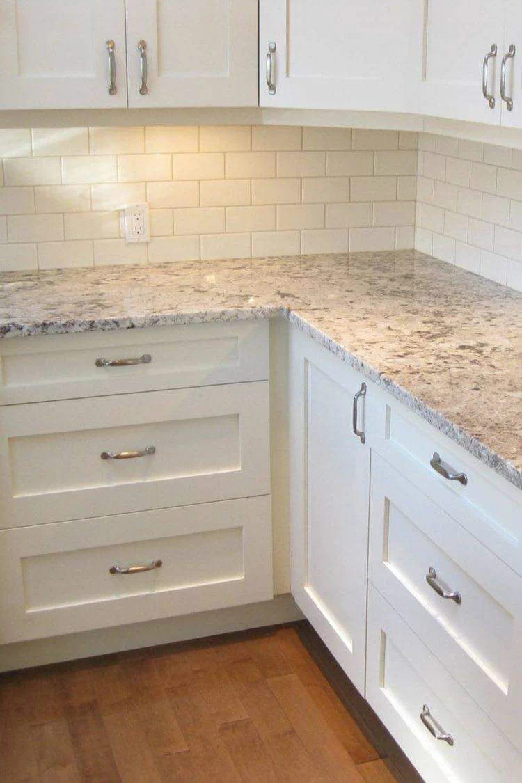 Granite Countertops in Centreville: Comparing Colors and Finishes