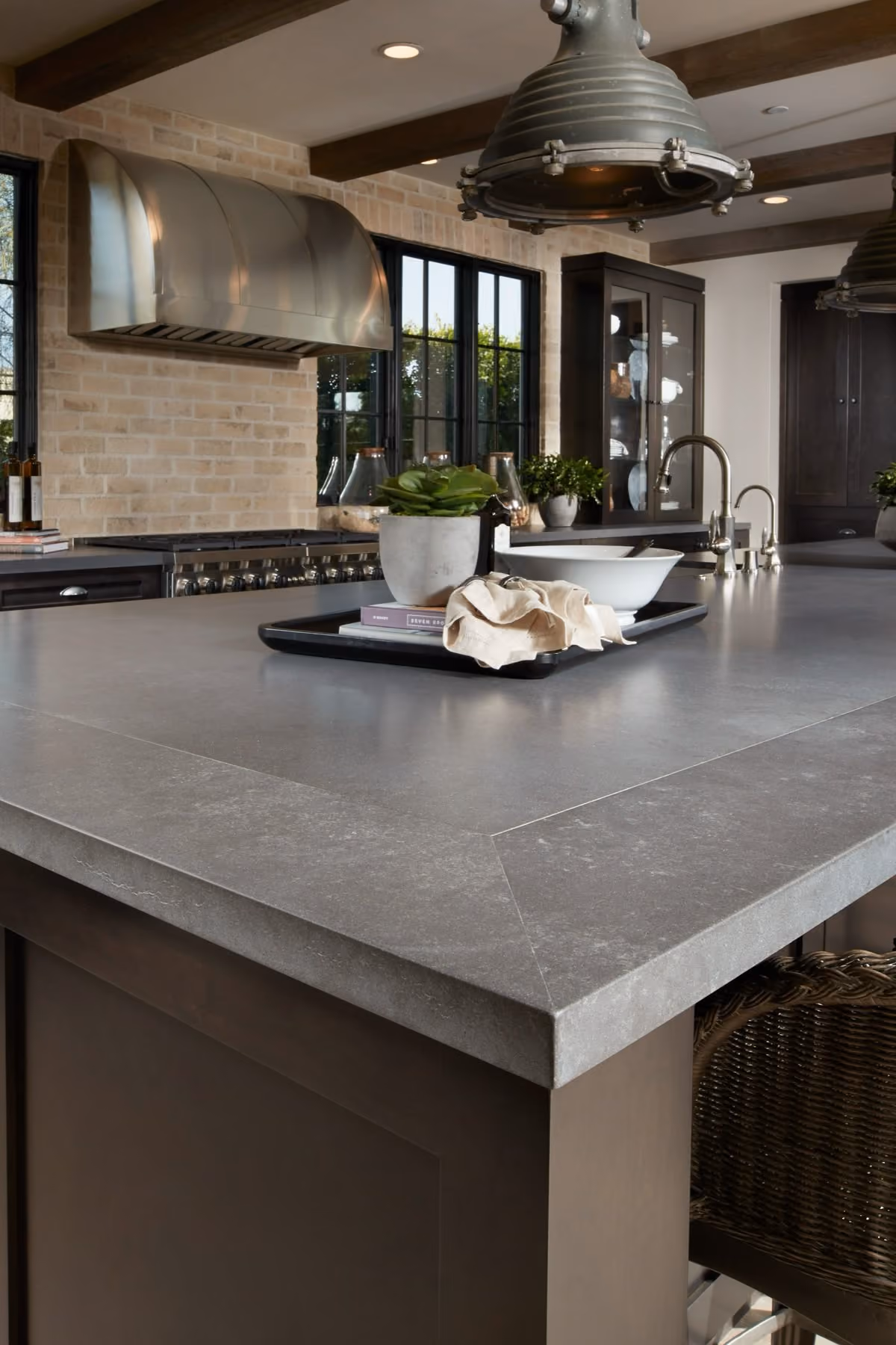 Concrete Look Quartz Countertops: A Modern Option for Virginia Kitchens