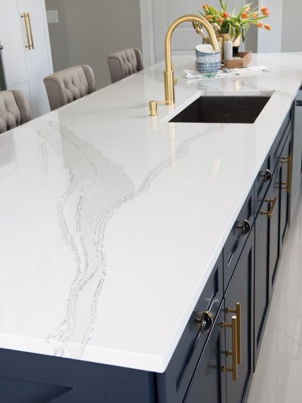 Quartz vs Granite Countertops for Dulles Area Homes