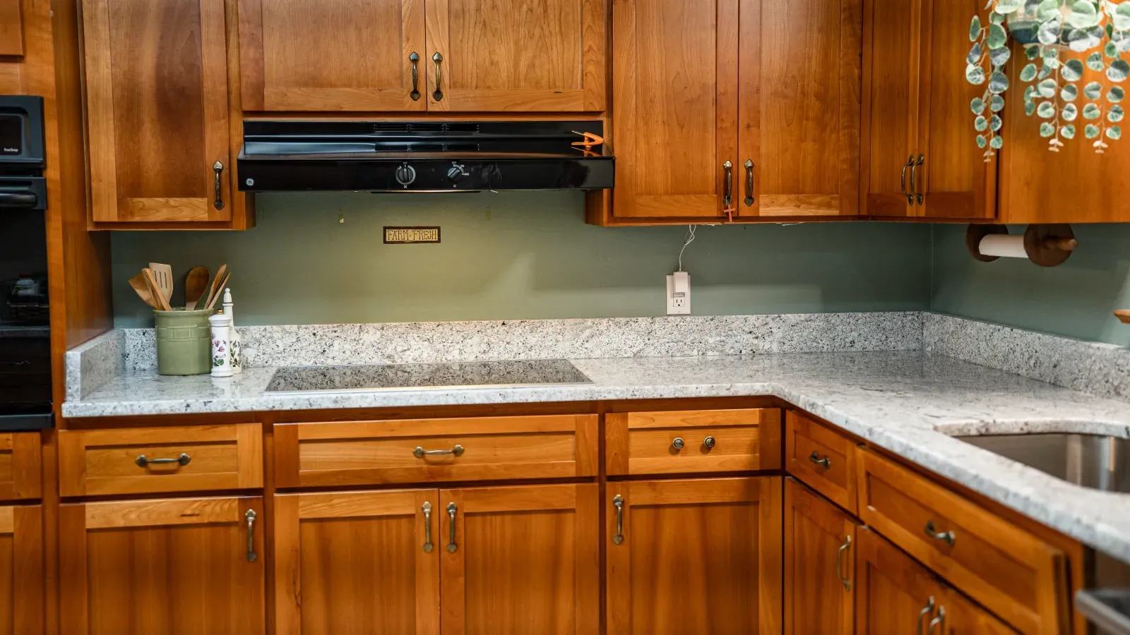 Custom Stained Shaker Cabinets: A Timeless Choice for a Warm, Personalized Kitchen