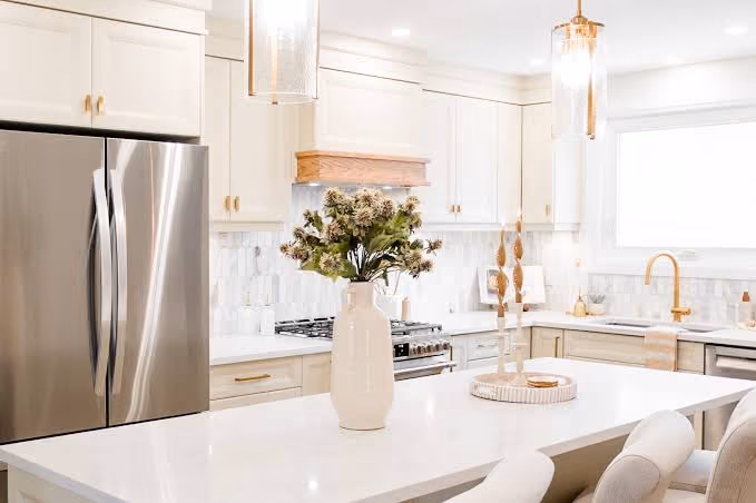 Small Kitchen Renovation Hamilton (2026 Edition) | Zzone Homes