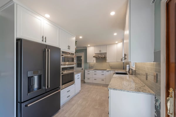 Winter Themed Kitchen Styles and Colors That Look Great Year Round