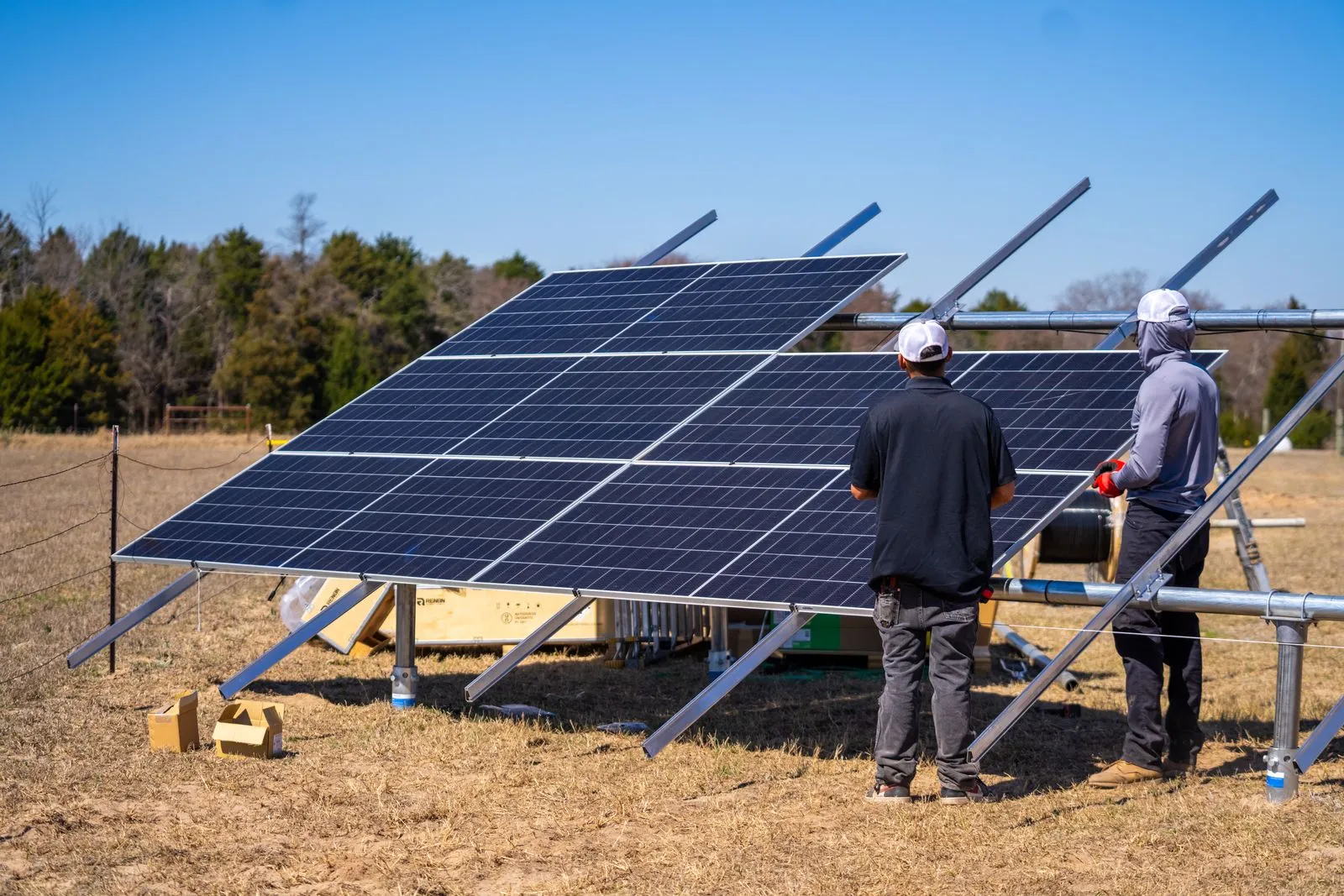 Sunaura Solar technicians performing solar power installation in North Texas