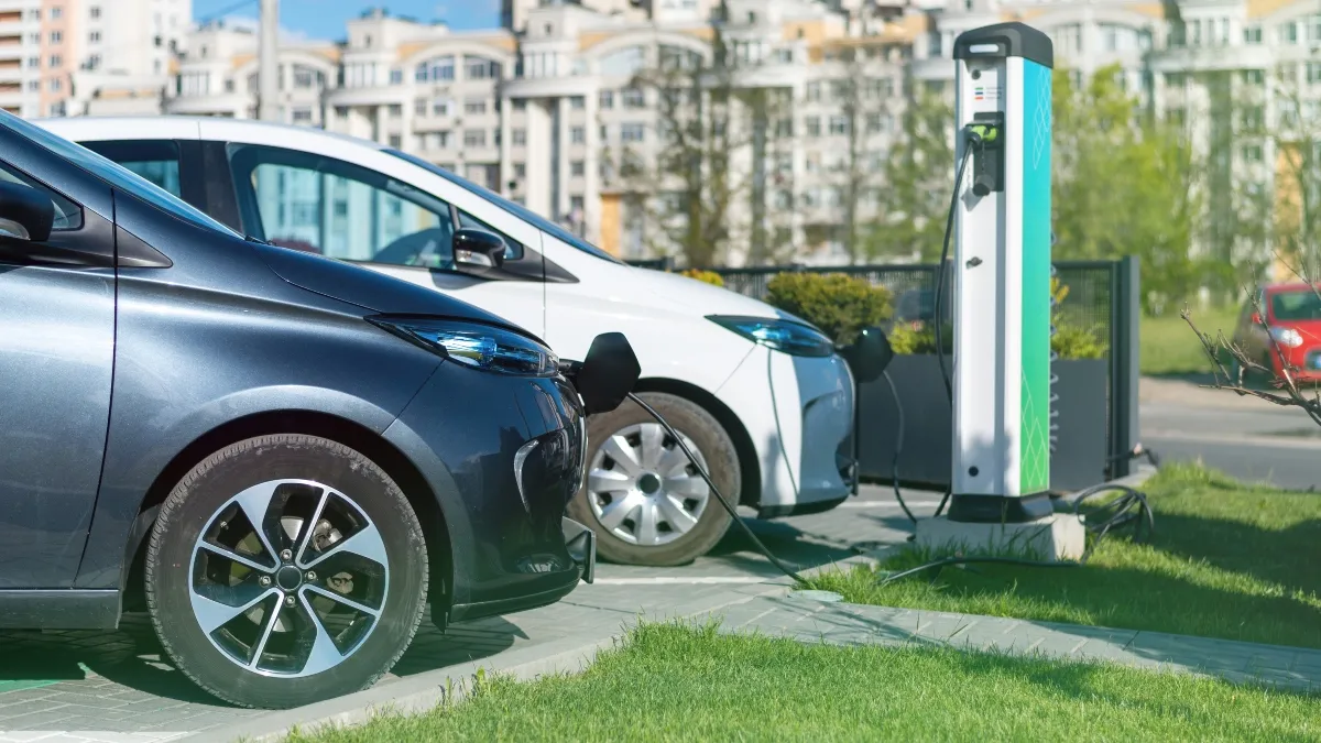 Commercial EV charging station installed by Sunaura Solar for North Texas businesses