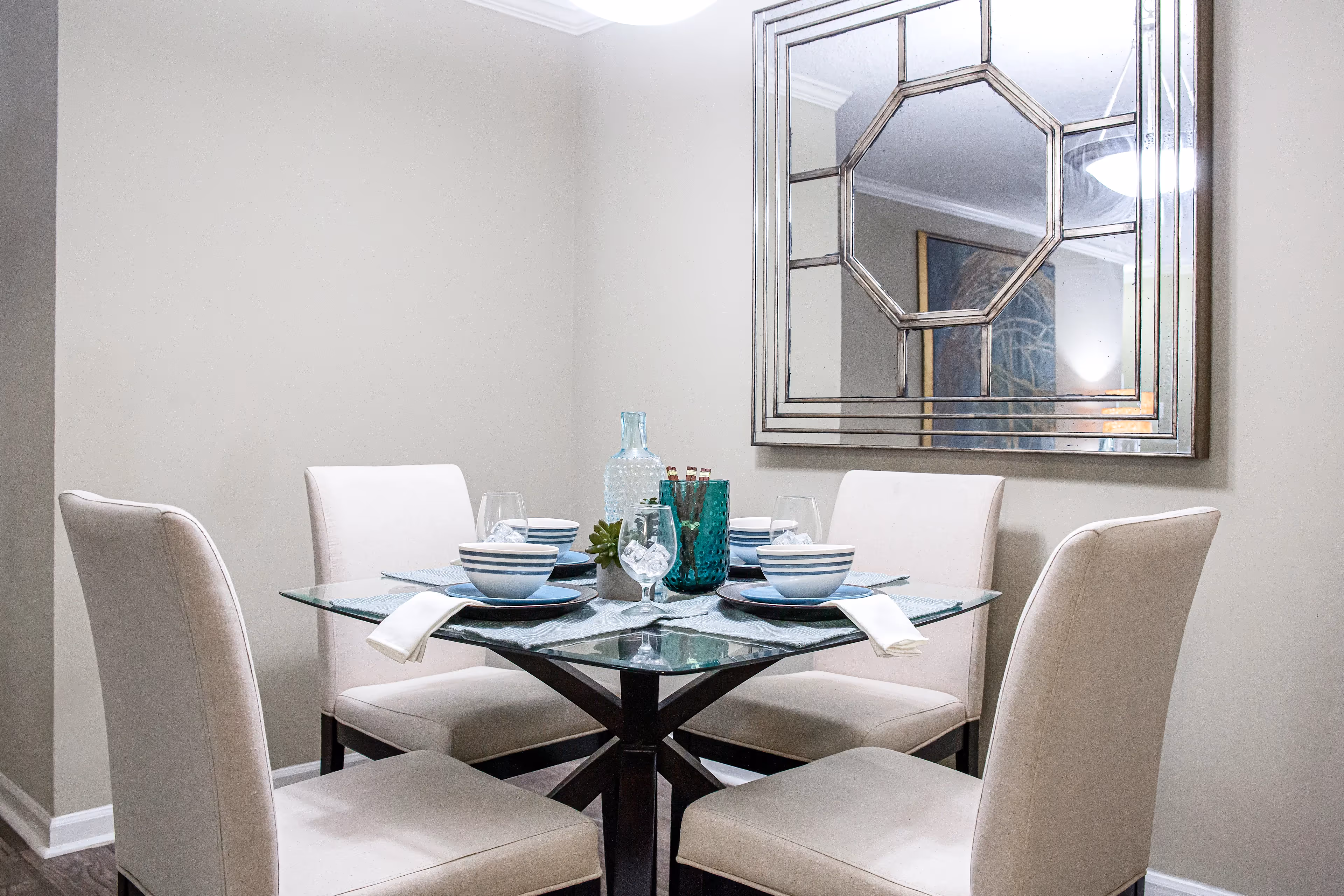 dining area table