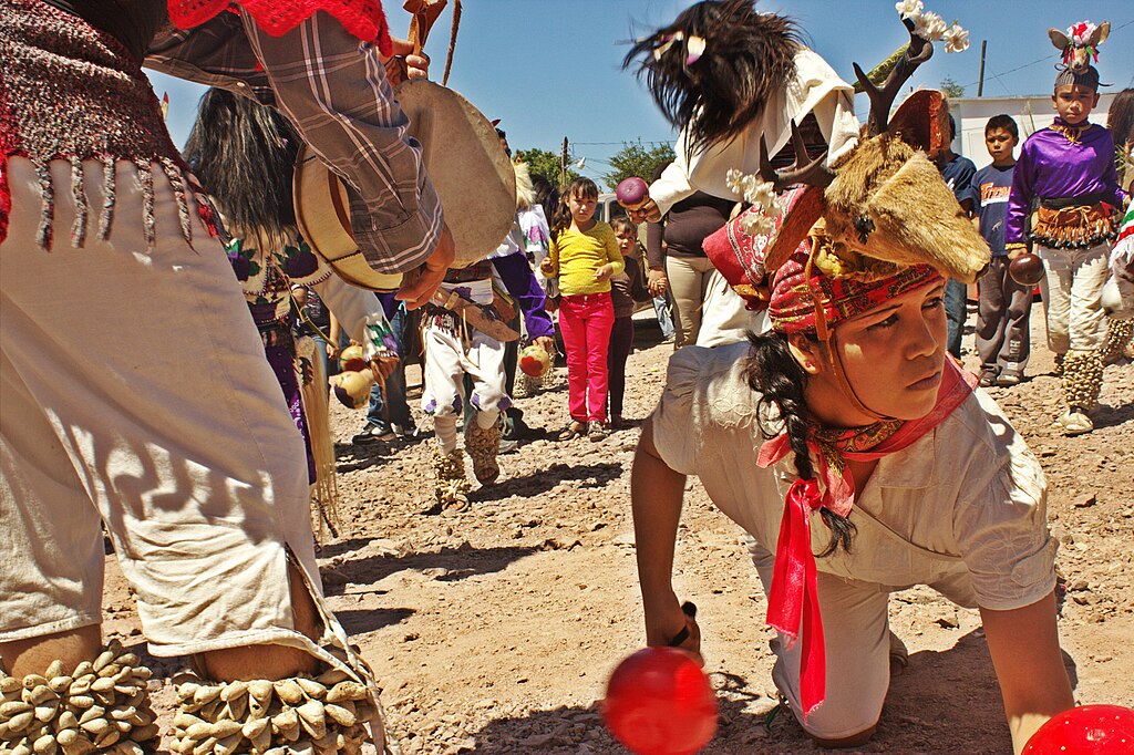 Mujer de la danza del venado / Deer Dancer © Jesus Robles Aboytes | CC4.0