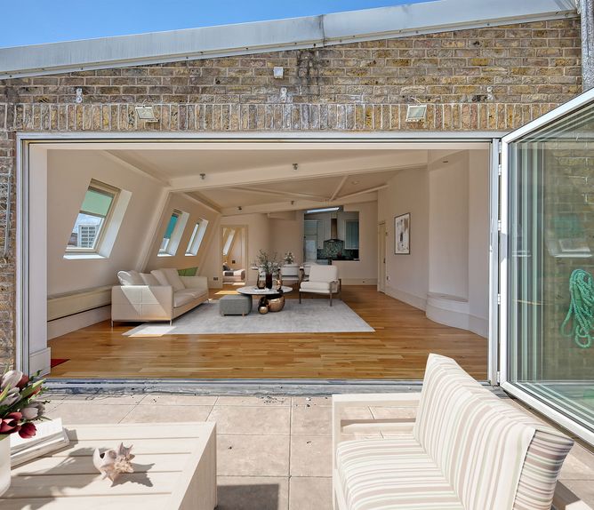  Morris Road, London, E14