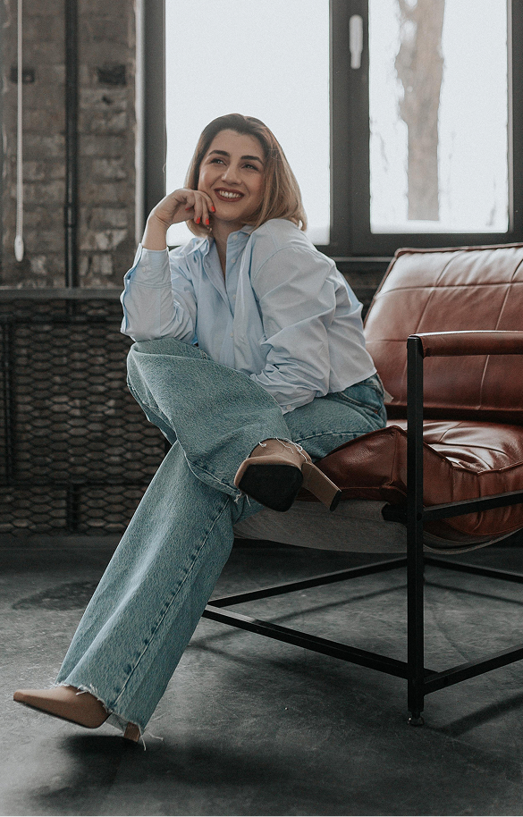 Diana Zadoian — авторка воркбука про клієнтську логіку