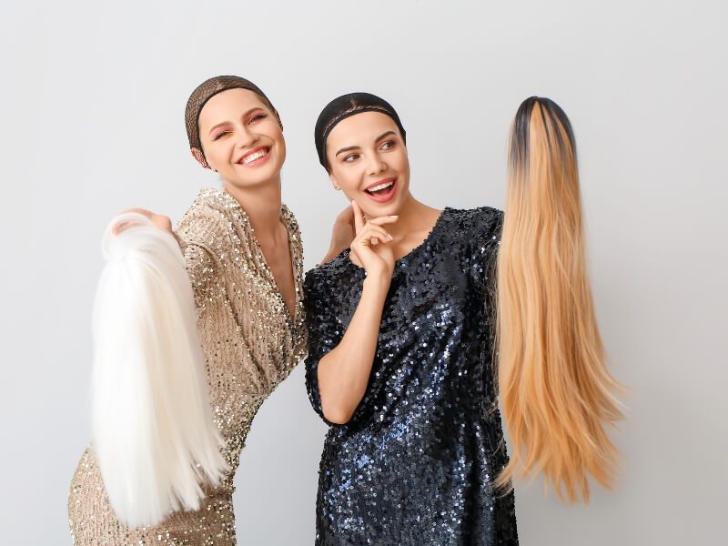 Shiny wigs or natural wigs?