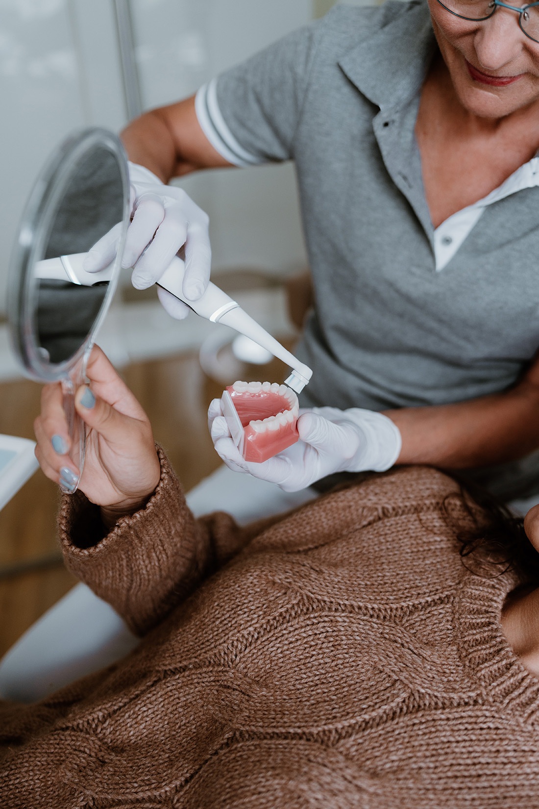 Dr. Wenning Li bei der Arbeit