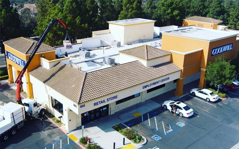 <subject>[background image] image of an industrial area (for a mobility and transportation)</subject>