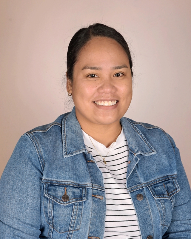 community educational workshop indoors