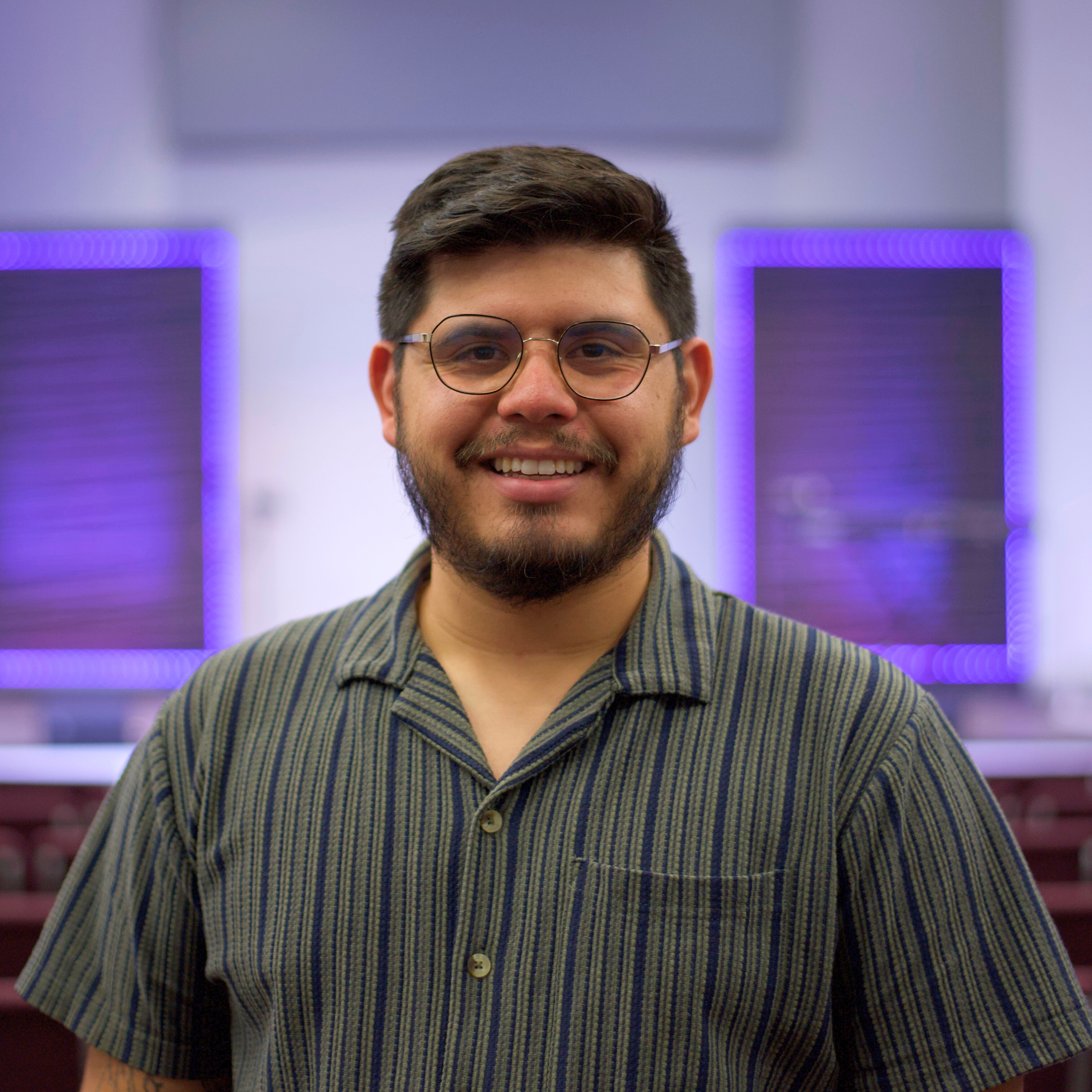 image of volunteers at a food drive event for a humanitarian aid nonprofit