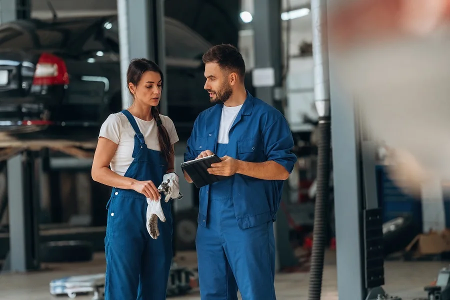 Who Pays for Employee Uniforms?