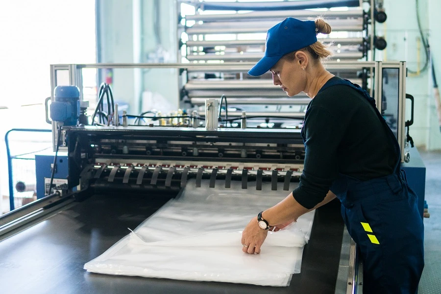American Plastics: New Unpaid Overtime Wages Lawsuit